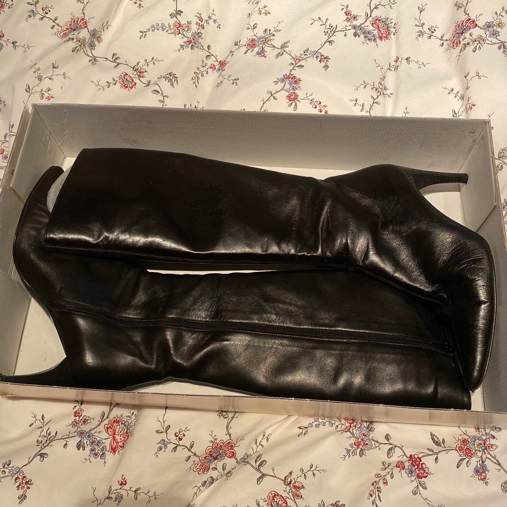 Banana REPUBLIC Black high boot